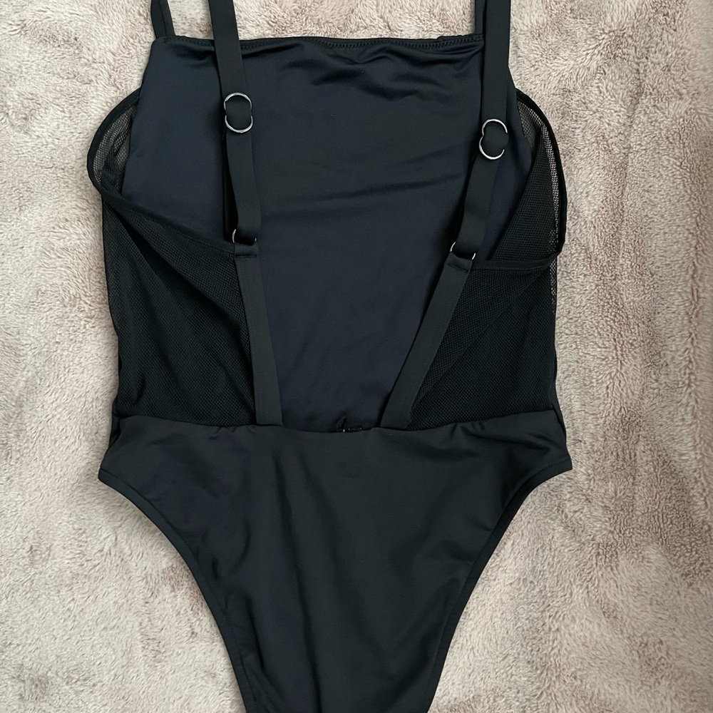 NEW Victoria Secret sexy low back one piece swimsuit-Never worn